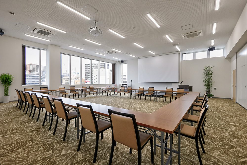 プラスペース所沢　座談会形式