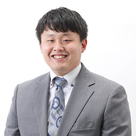 東大宮店 課長 久代拓実